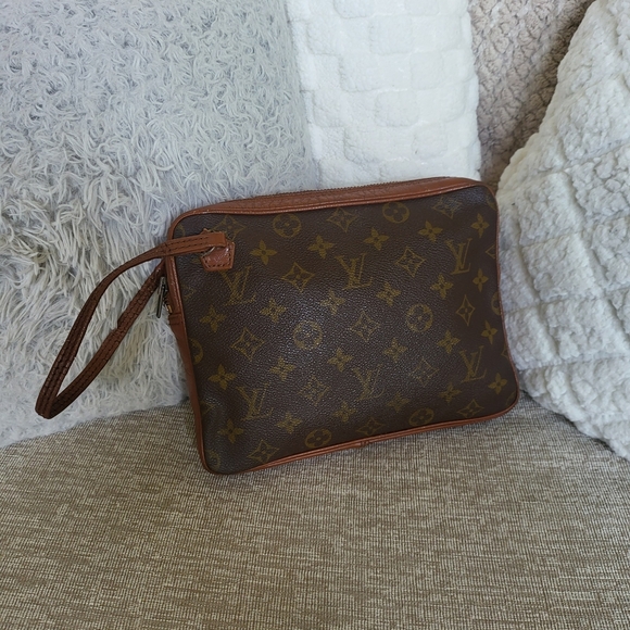 Louis Vuitton Monogram Pochette Dragonne Wristlet Bag..Vintage - Picture 1 of 11